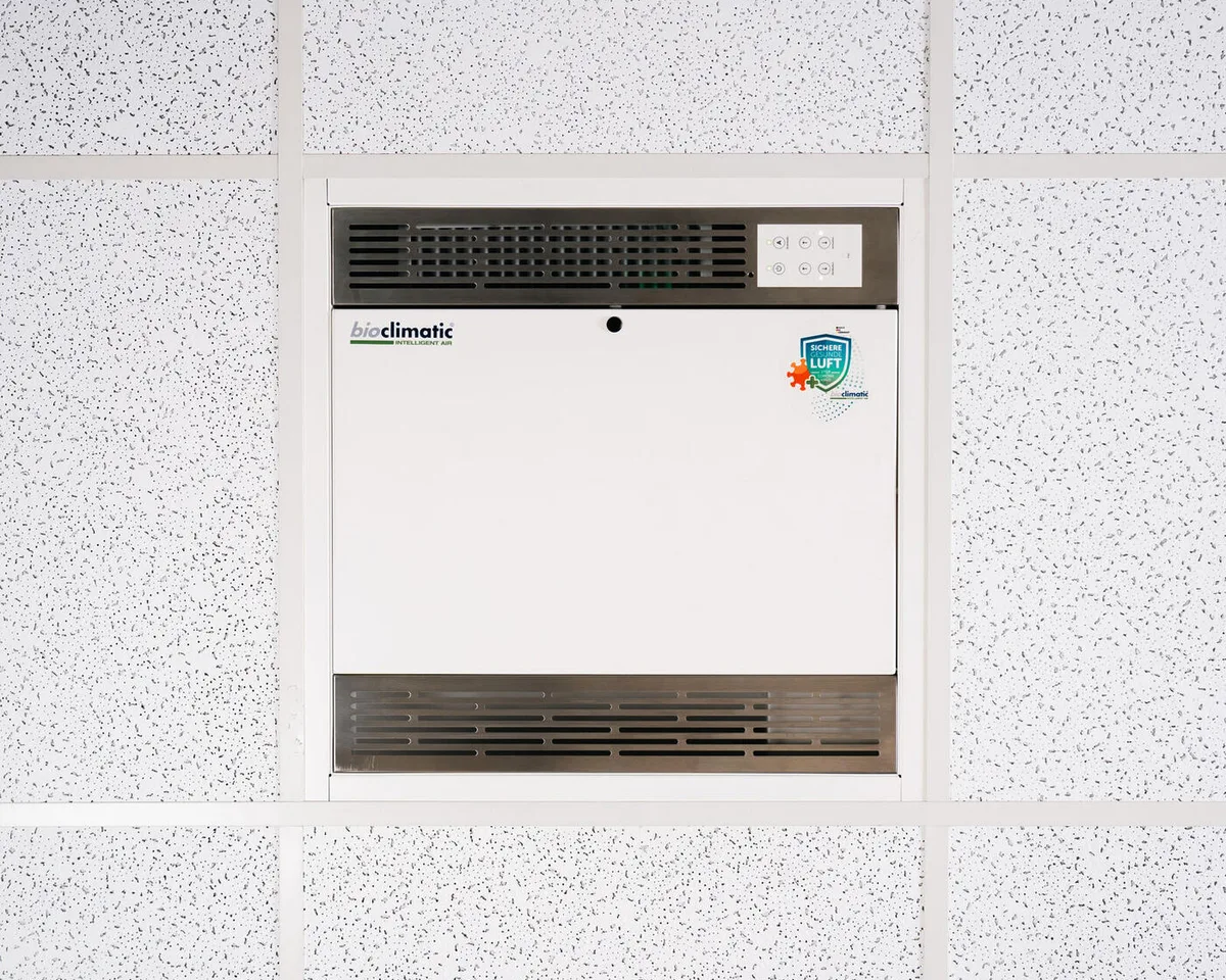 AirCleanerQ eingebaut in einer Systemdecke