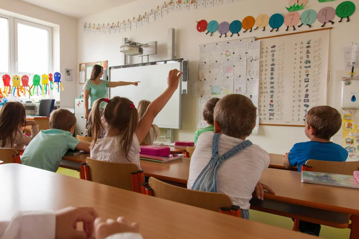 Luftreiniger öffentliche Gebäude und Einrichtungen - Schulen
